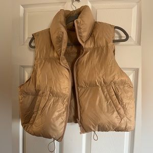 Cropped Puffer Vest